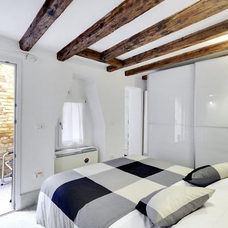Cozy Apartment Up To 4 In Biennale Giardini By Bricola Apartments Wenecja Zewnętrze zdjęcie