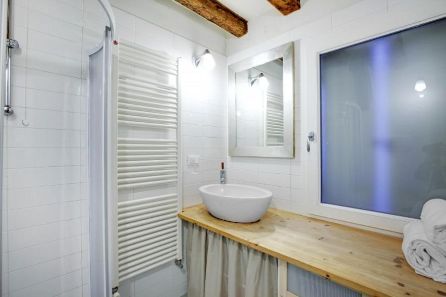 Cozy Apartment Up To 4 In Biennale Giardini By Bricola Apartments Wenecja Zewnętrze zdjęcie